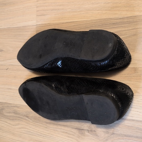 Vionic Caballo Women's ballet flat black snake Scale print leather 8.5 - Picture 5 of 6